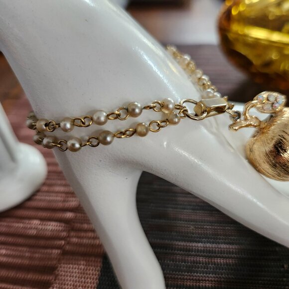 Gold Toned & Rhinstone Apple Pendant on Dua Strand Faux Pearl Bracelet - Picture 2 of 10